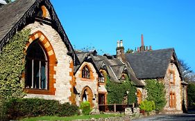Chequers Hotel And Restaurant
